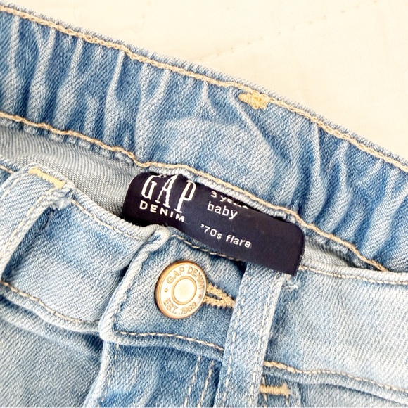 3 Years NEW GAP Kids 70s Flare Denim Jeans NWOT - Picture 2 of 4